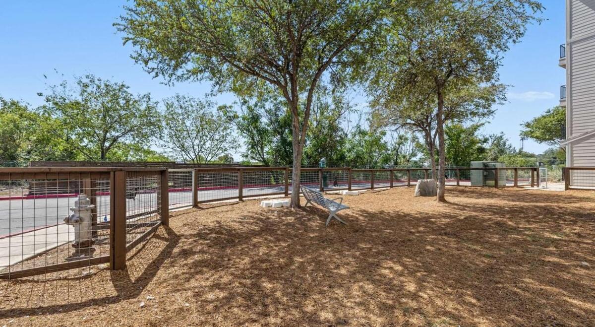 Lux 1B On South Congress Relaxing Pool & Gym Apartment Austin Exterior photo